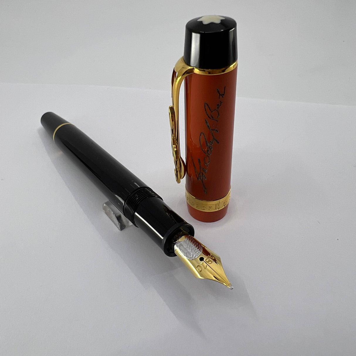 Montblanc Johann Sebastian Bach Donation Limited Edition Fountain Pen - Medium 18kt Gold Nib