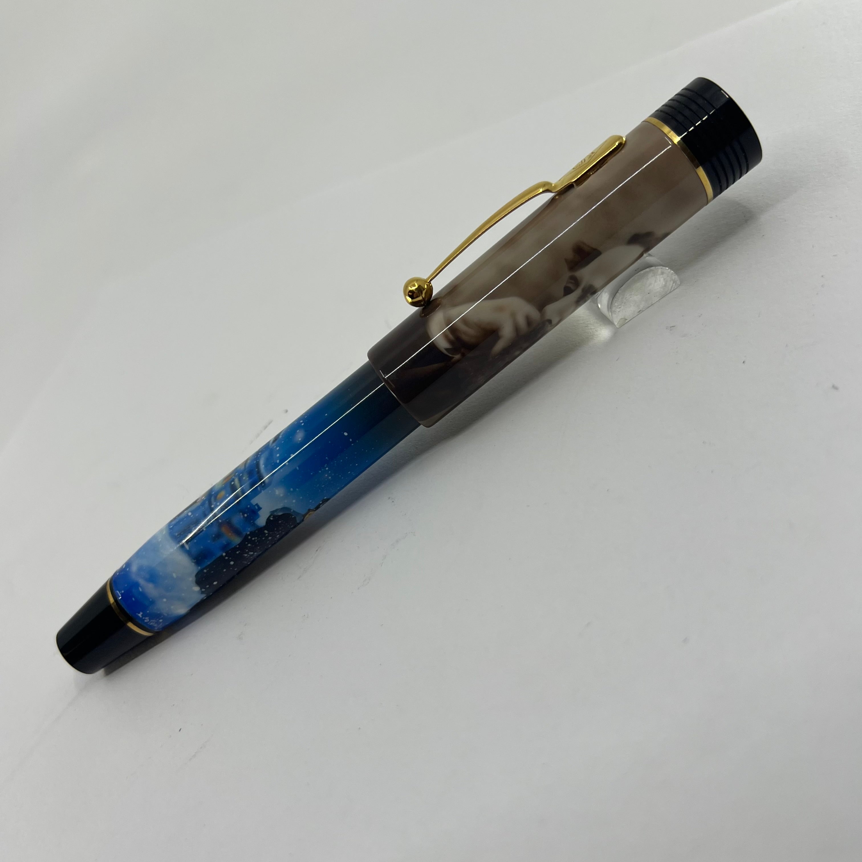 Conway-Stewart UK Charles Dickens "A Christmas Carol" Limited Edition Hand Painted Fountain Pen   -  Fine 18kt Gold Nib  - Number 1 of Only 8 Pens Made (2006)!!!