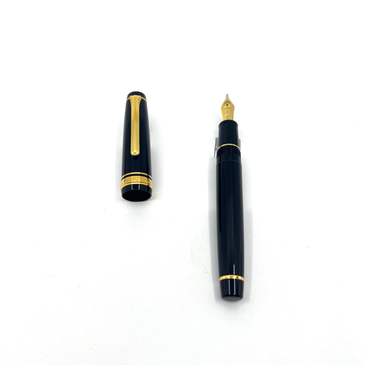 Sailor Black Pro Gear Fountain Pen - Music 21kt Gold Nib