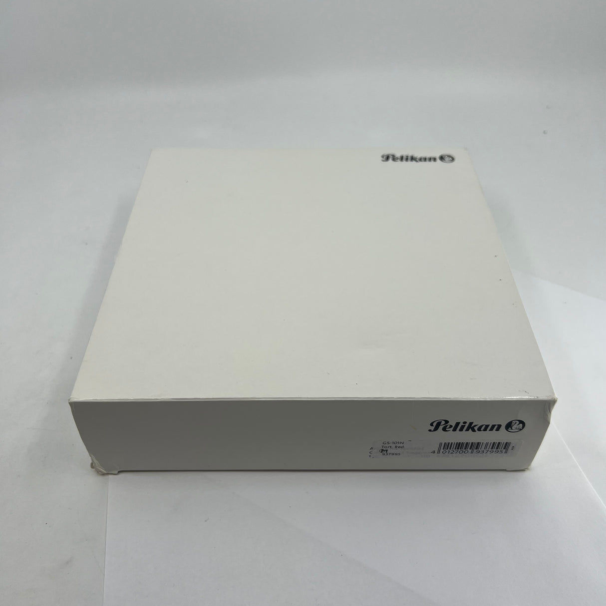 Pelikan M101N Special Edition Red Tortoiseshell Fountain Pen - Medium 14kt Gold Nib