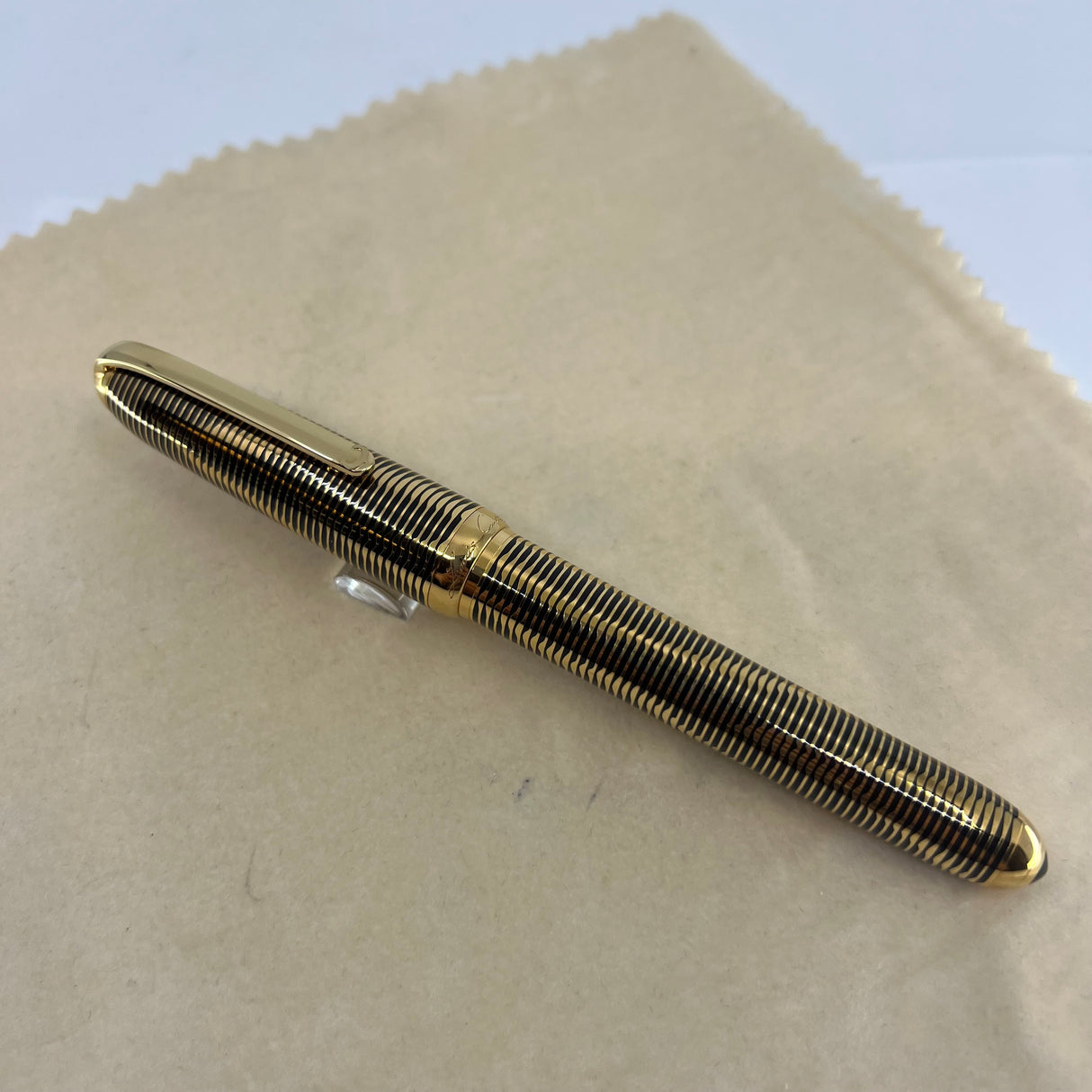 Cartier Python Limited Edition Fountain Pen - Fine 18kt Gold Nib