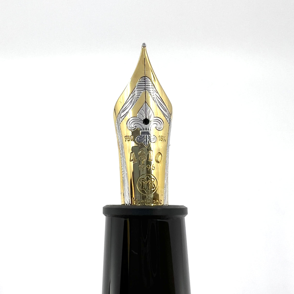 Montblanc Alexandre Dumas (Incorrect Signature) Writer Series Ltd. Ed. Fountain Pen - Fine 18kt Gold Nib