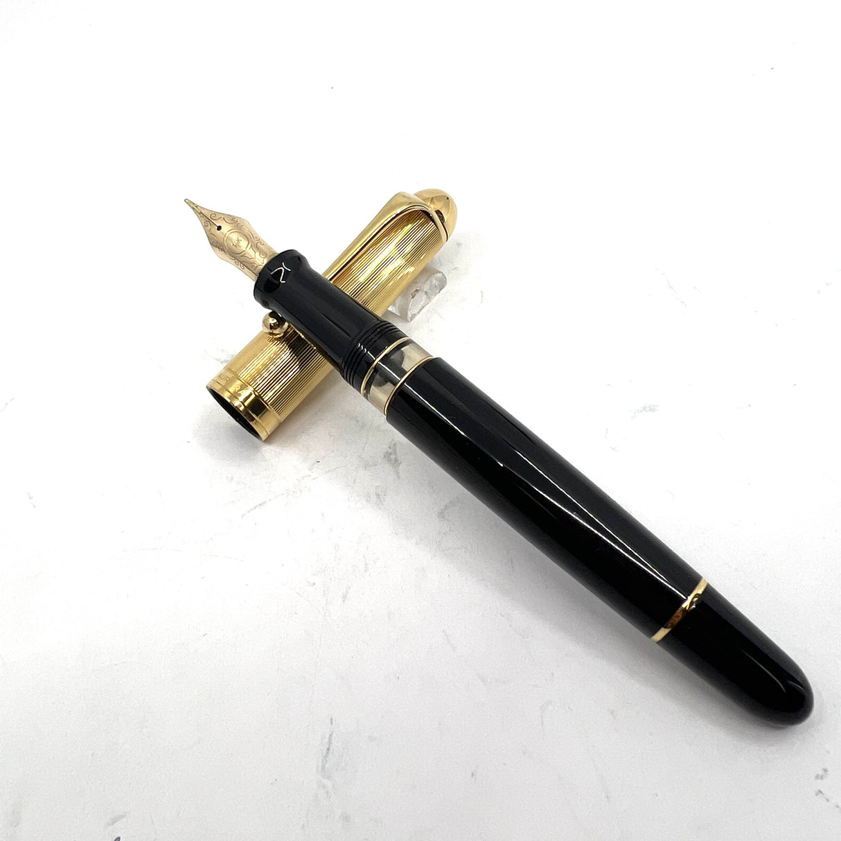 Aurora Large 88 Gold-Plated Cap Fountain Pen
