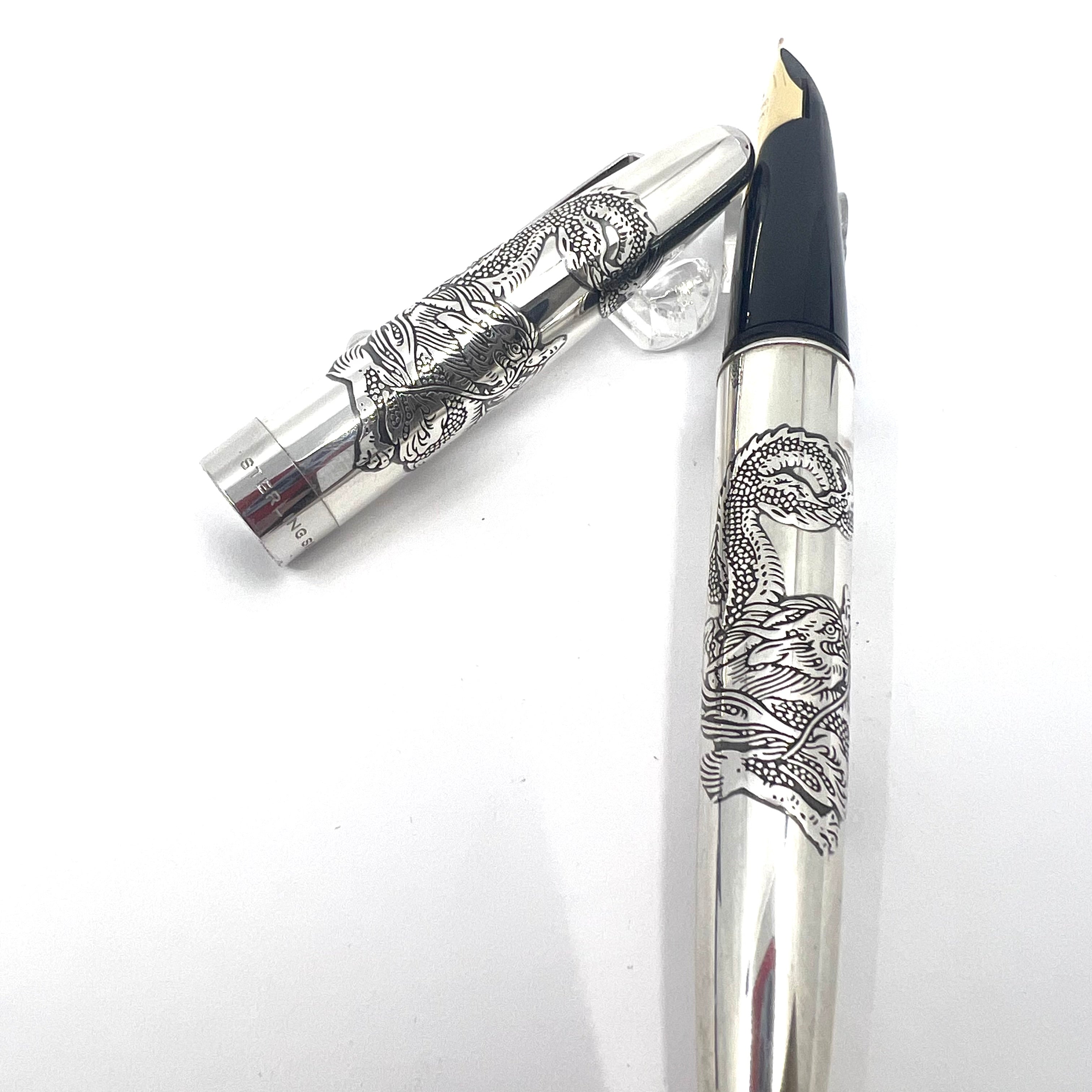 Pilot-Namiki Sterling Silver Dragon Fountain Pen  - Fine 18kt Gold Nib