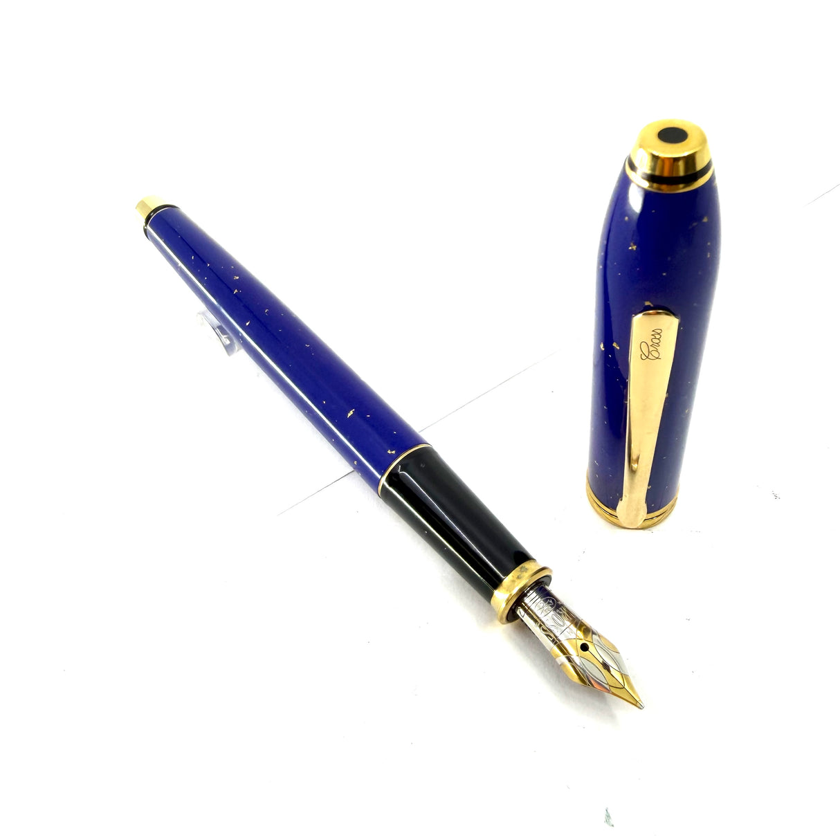 Cross Townsend Blue Lapis Lazuli/ 22K Gold Dust Fountain Pen - Medium 18kt Gold Nib