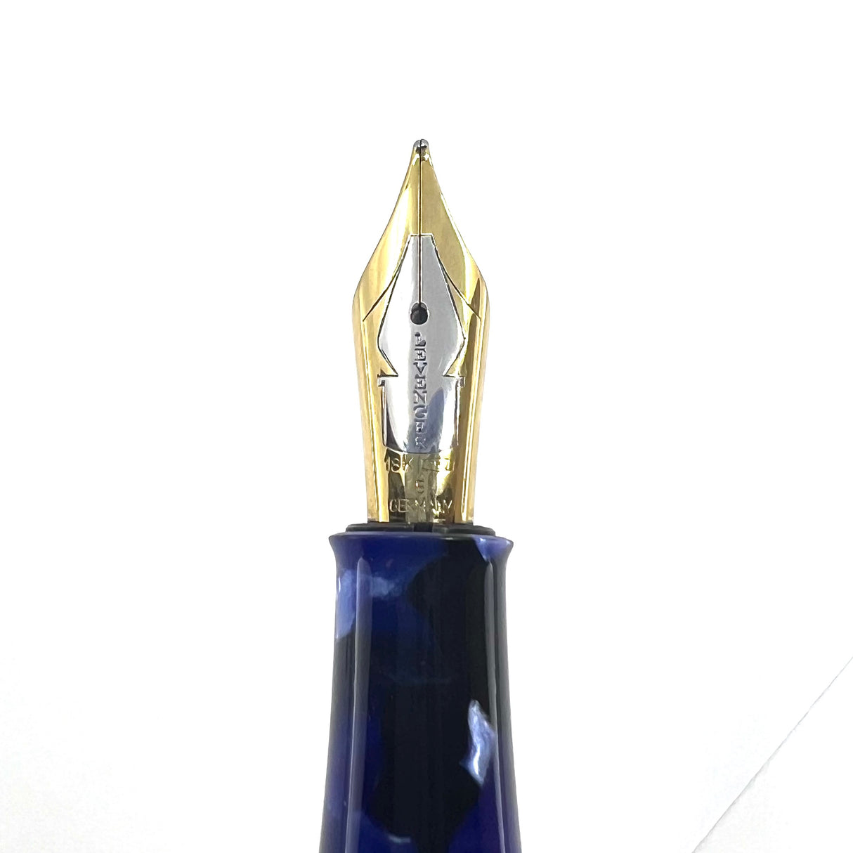 Levenger Blue Marbled Argento Fountain Pen - Broad 18kt Gold Nib