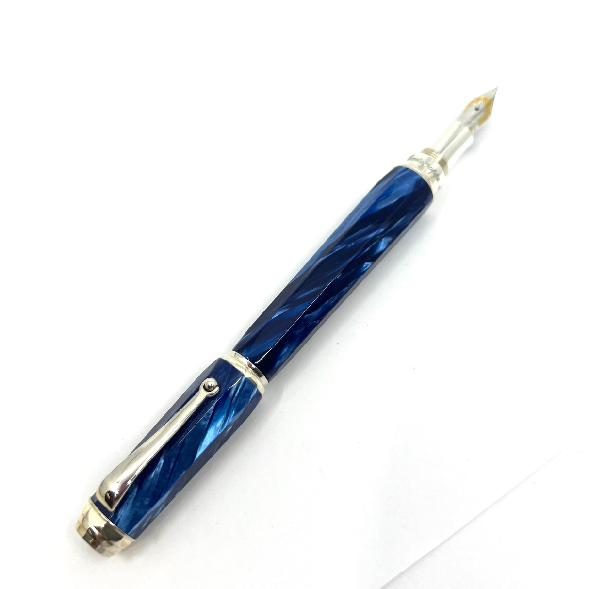 Montegrappa Emblema Lustrous Blue Celluloid Fountain Pen - Fine 18kt Gold Nib