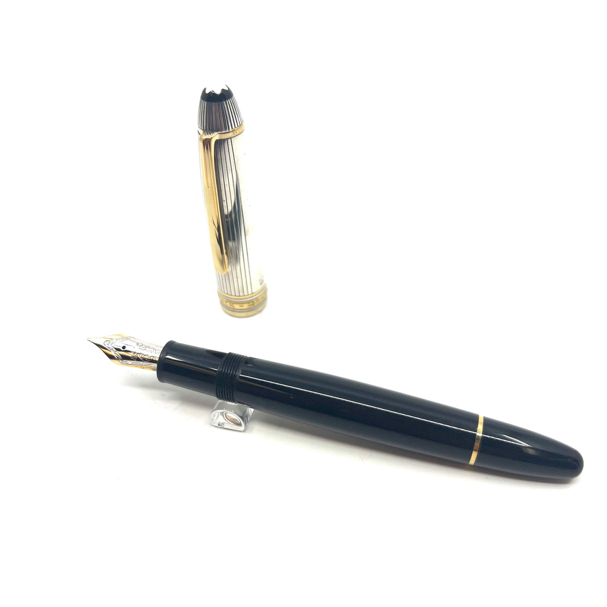 Montblanc Meisterstuck #146DS Doue Striped Sterling Silver Cap LeGrand Fountain Pen
