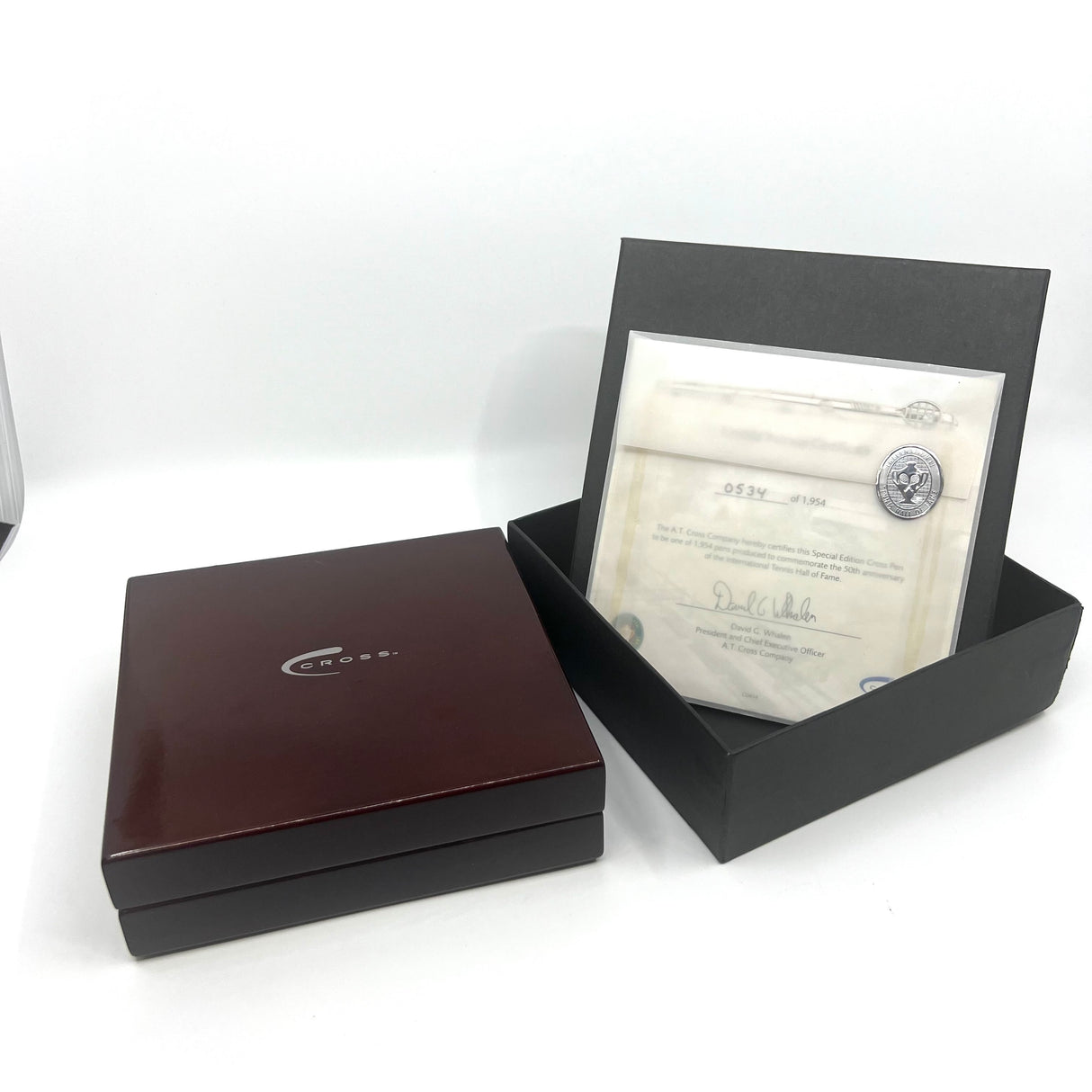 Cross Tennis Hall of Fame Sterling Silver Limited Edition Fountain Pen - Medium 18kt Gold Nib