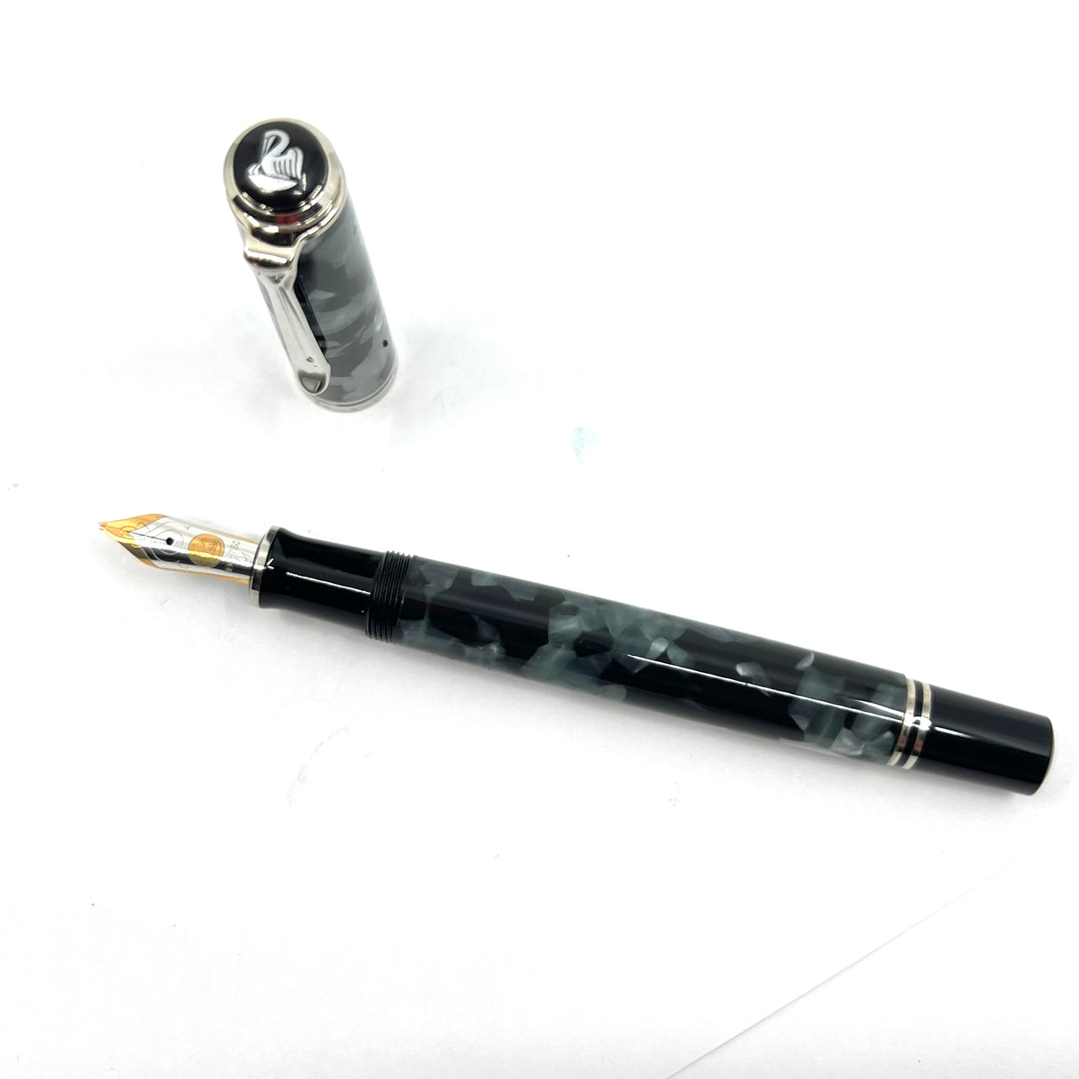 Pelikan M620 Chicago Cities Series Fountain Pen
