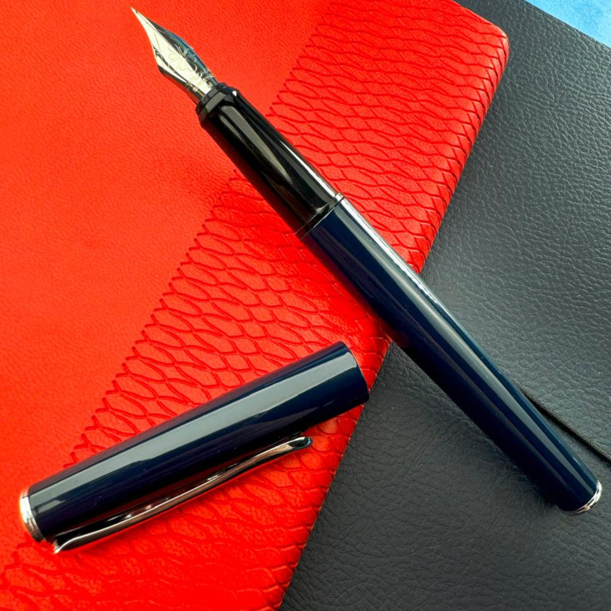 Diplomat Esteem Dark Blue collection - Fountain Pen