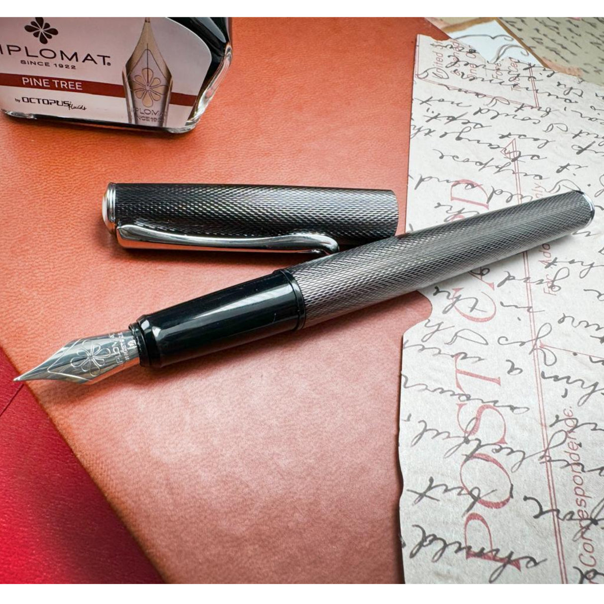 Diplomat Esteem Black Barley collection - Fountain Pen