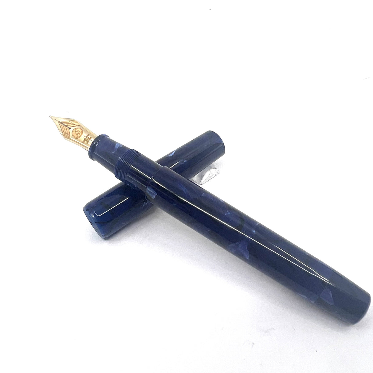 Armando Simoni Club Minimalist La Blue Royale Celluloid Oversized Fountain Pen - Magic Flex Medium #8 Size 14kt Gold Nib