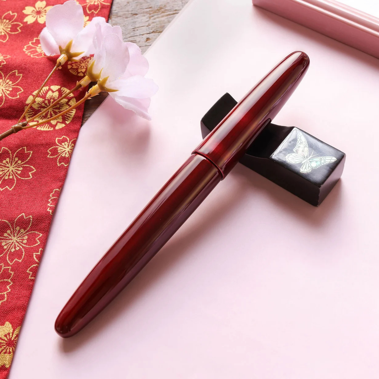 Wancher Dream Pen Aizu Urushi Tamamushi-nuri Fountain Pen