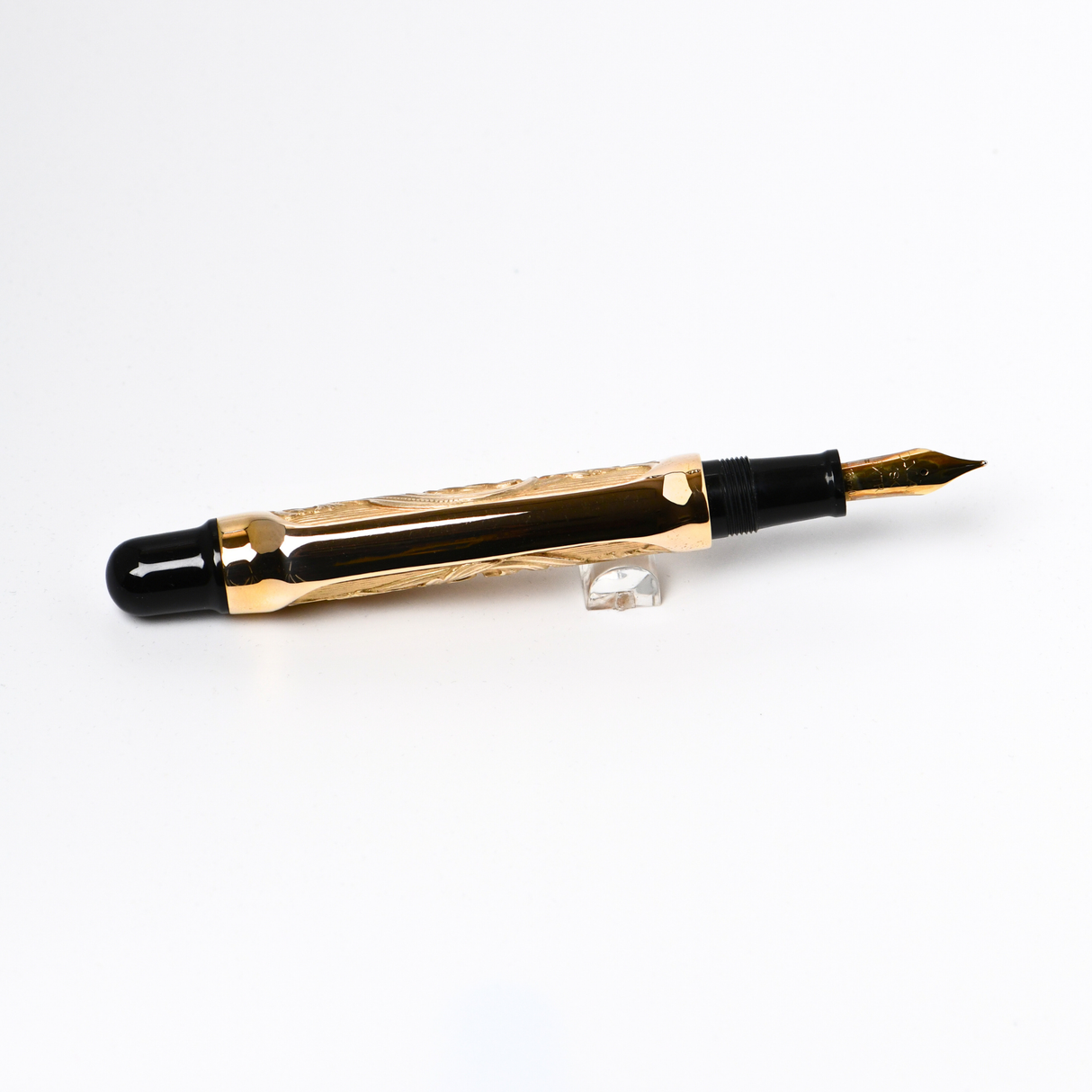 OMAS "The Doctor Pen" Solid Gold 18K/750 Fountain Pen - #058/150 Made - Medium 18kt Gold Nib