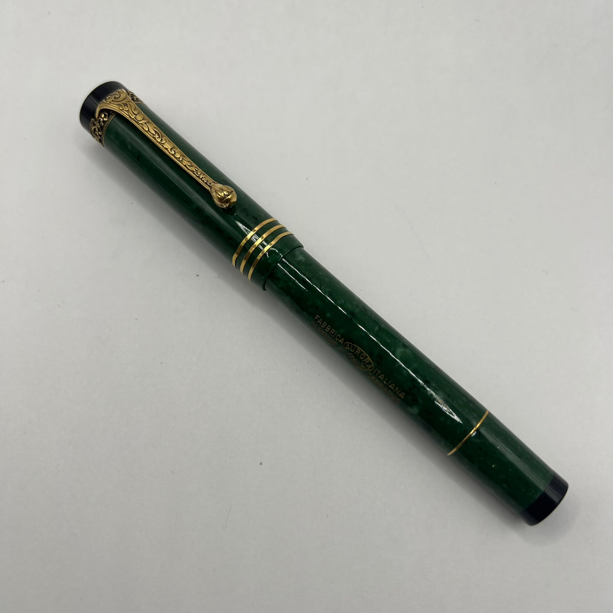 Aurora Internazionale Green Marble Auroroloide Limited Edition Fountain Pen - Fine 18kt Gold Nib