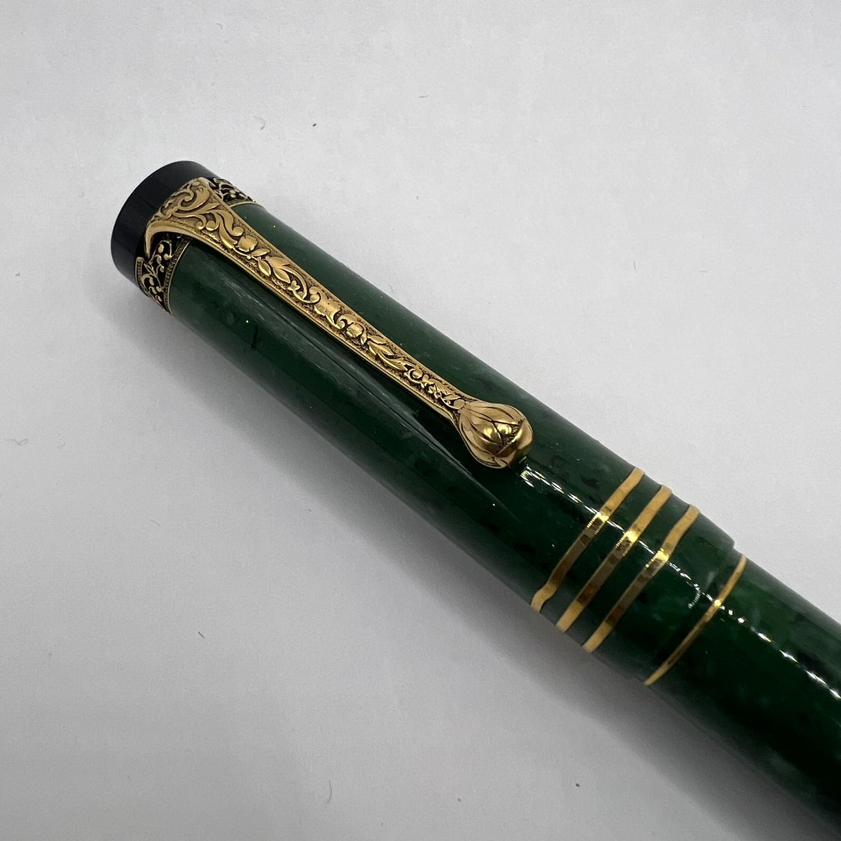 Aurora Internazionale Green Marble Auroroloide Limited Edition Fountain Pen - Fine 18kt Gold Nib