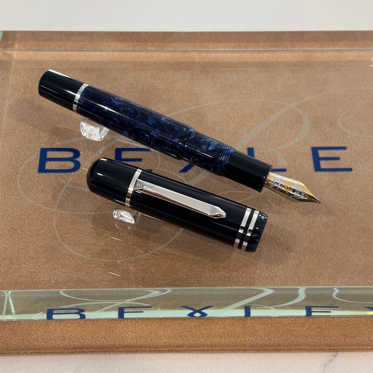 Bexley Magnum Poseidon Blue Marble Fountain Pen