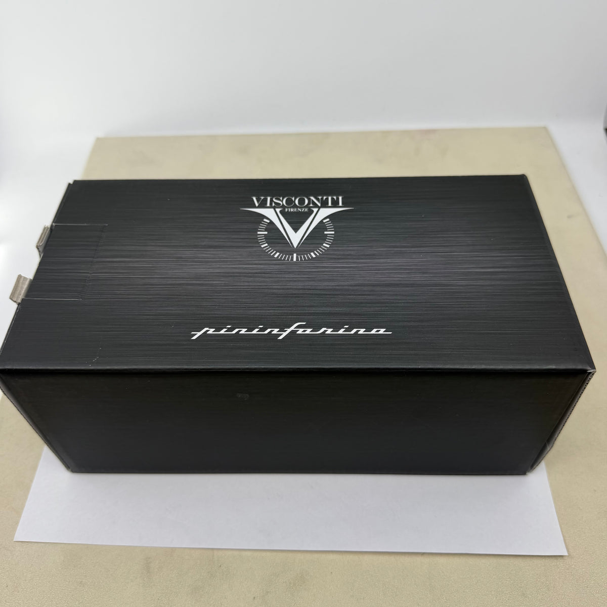 Visconti Pininfarina Carbongrafite Retractable Nib Limited Edition Fountain Pen - Fine Chromium 18 SmarTouch Tubular Nib