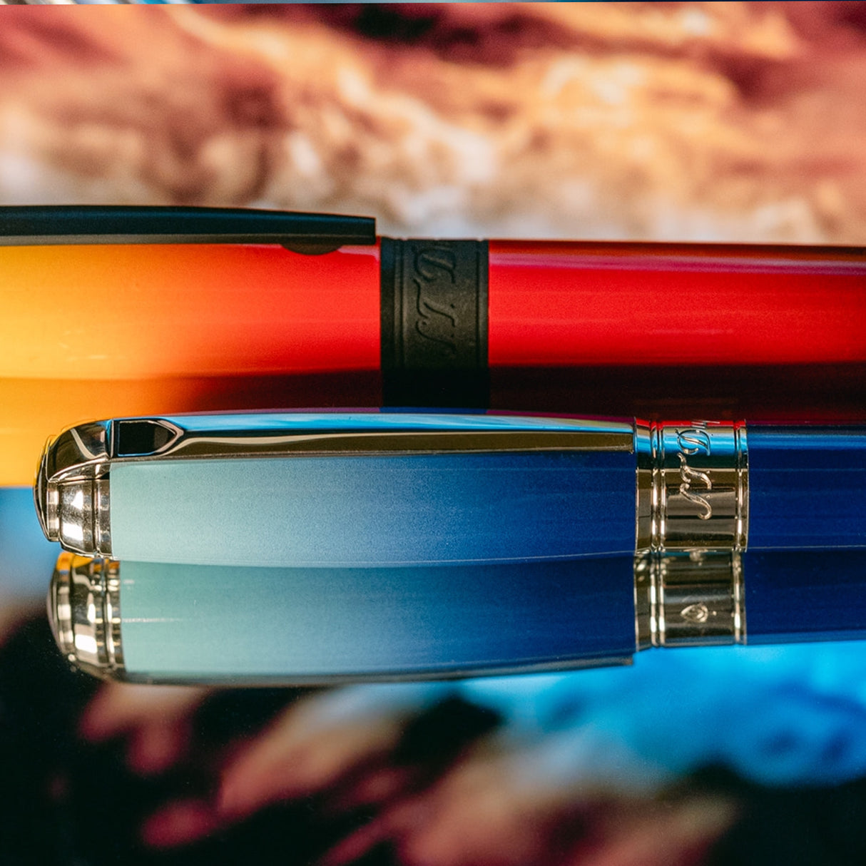 S.T Dupont Line D La Flamme Gradient Collection - Fountain Pen