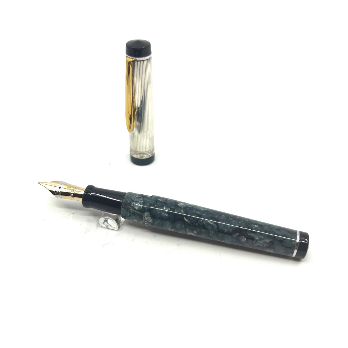 Bexley Goldline Sterling Silver Cap Grayish Blue Marble Fountain Pen