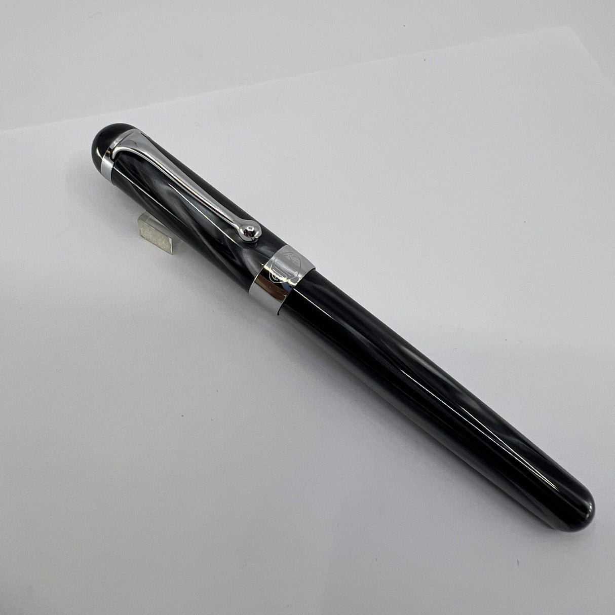 Aurora Alpha Tuscan Night Lustrous Marbled Charcoal Fountain Pen - Medium 14kt Gold Nib