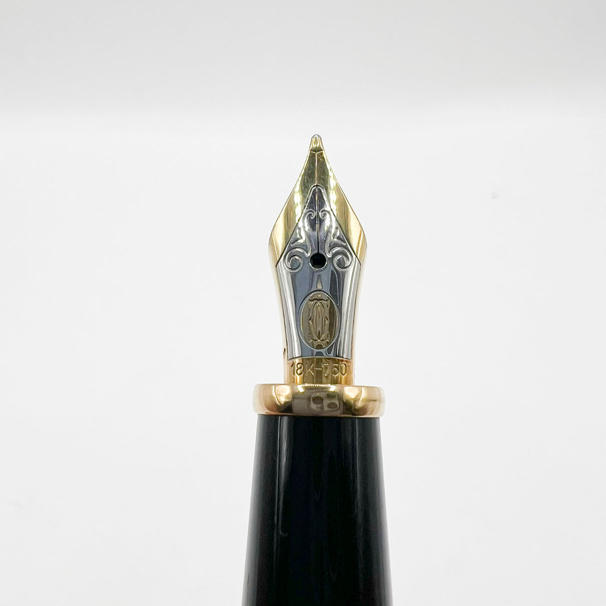 Cartier Diabolo Black Resin Fountain Pen - Medium 18kt Gold Nib