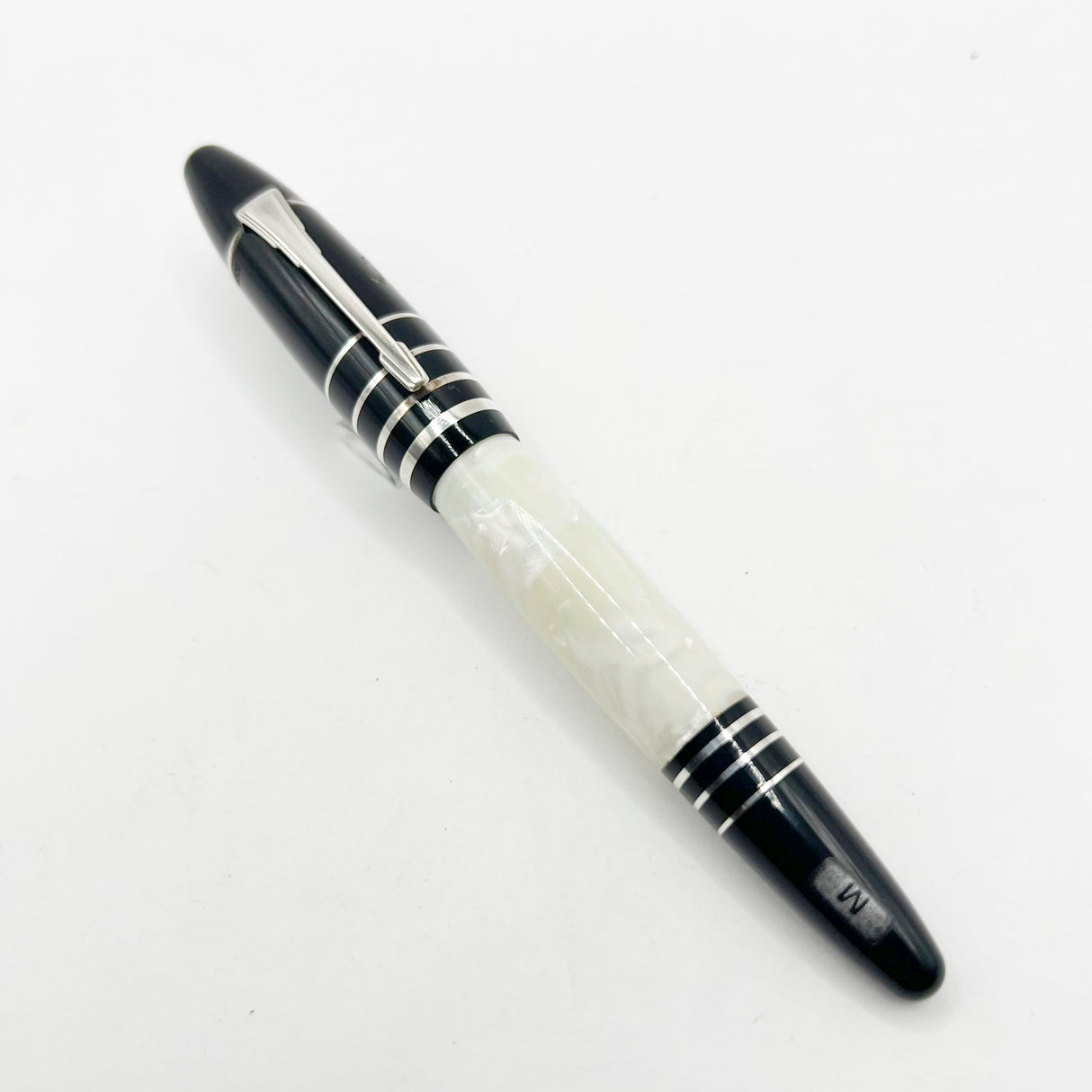 Montblanc F. Scott Fitzgerald Writer Series Limited Edition Fountain Pen - Medium 18kt Gold Nib