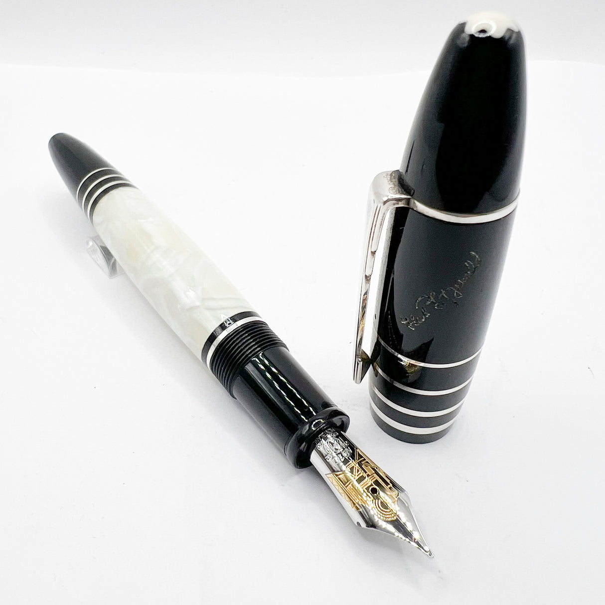 Montblanc F. Scott Fitzgerald Writer Series Limited Edition Fountain Pen - Medium 18kt Gold Nib