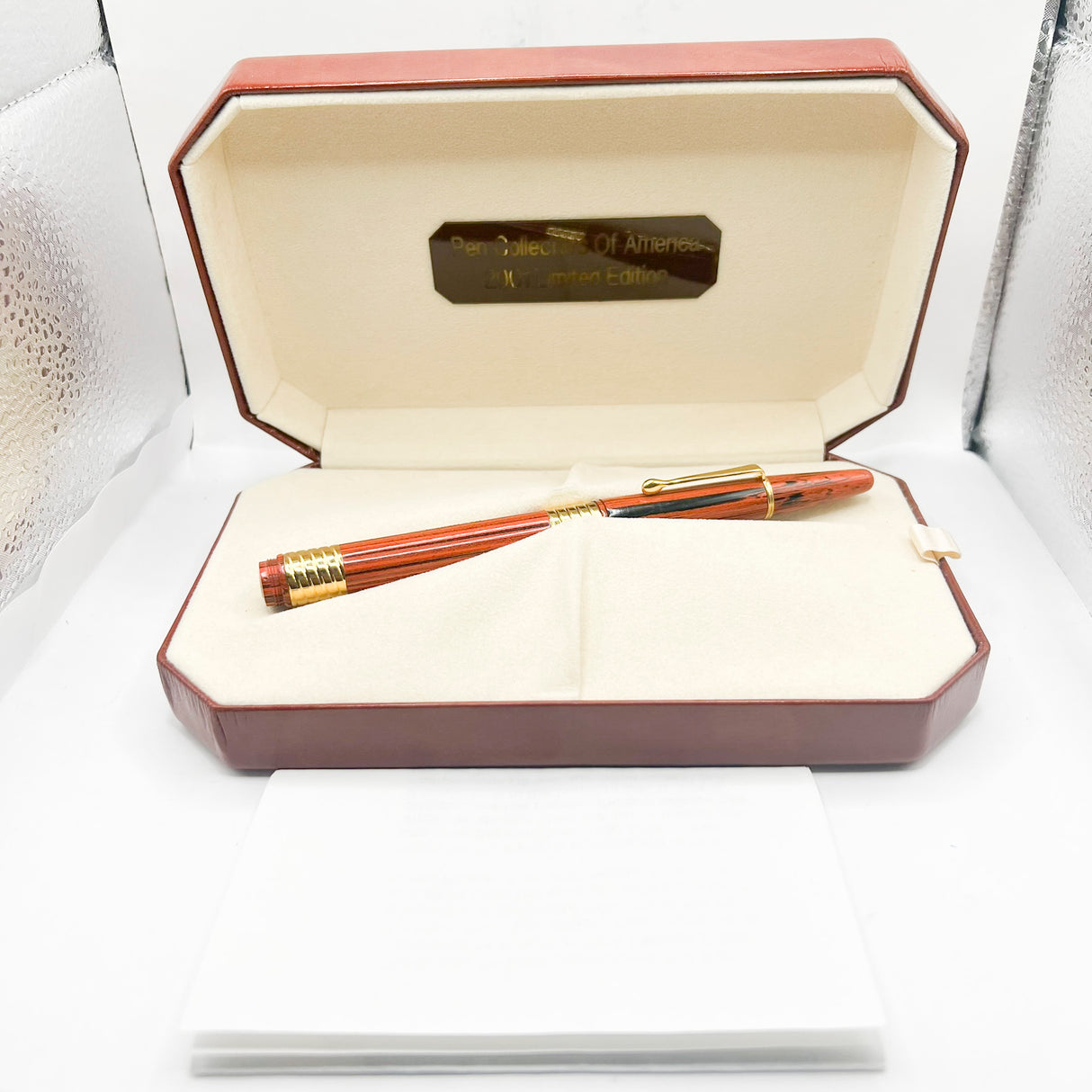 Bexley Woodgrain Ebonite Taper Cap Fountain Pen Limited Edition on behalf of Pen Collectors of America - Fine  18kt Gold Nib