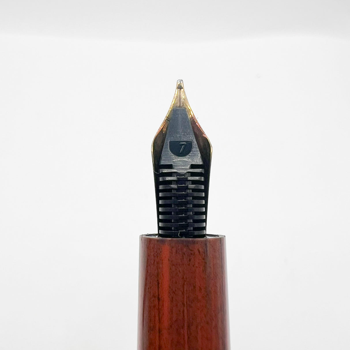 Bexley Woodgrain Ebonite Taper Cap Fountain Pen Limited Edition on behalf of Pen Collectors of America - Fine  18kt Gold Nib