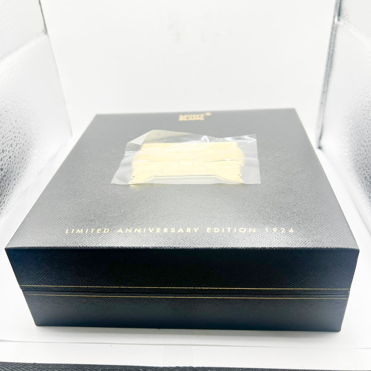 Montblanc Meisterstuck #146 LeGrand - 75th Anniversary Limited Edition Fountain Pen #0336/1924 - Medium 18kt Gold Nib