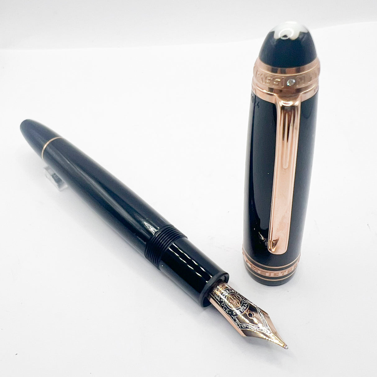 Montblanc Meisterstuck #146 LeGrand - 75th Anniversary Limited Edition Fountain Pen #0336/1924 - Medium 18kt Gold Nib