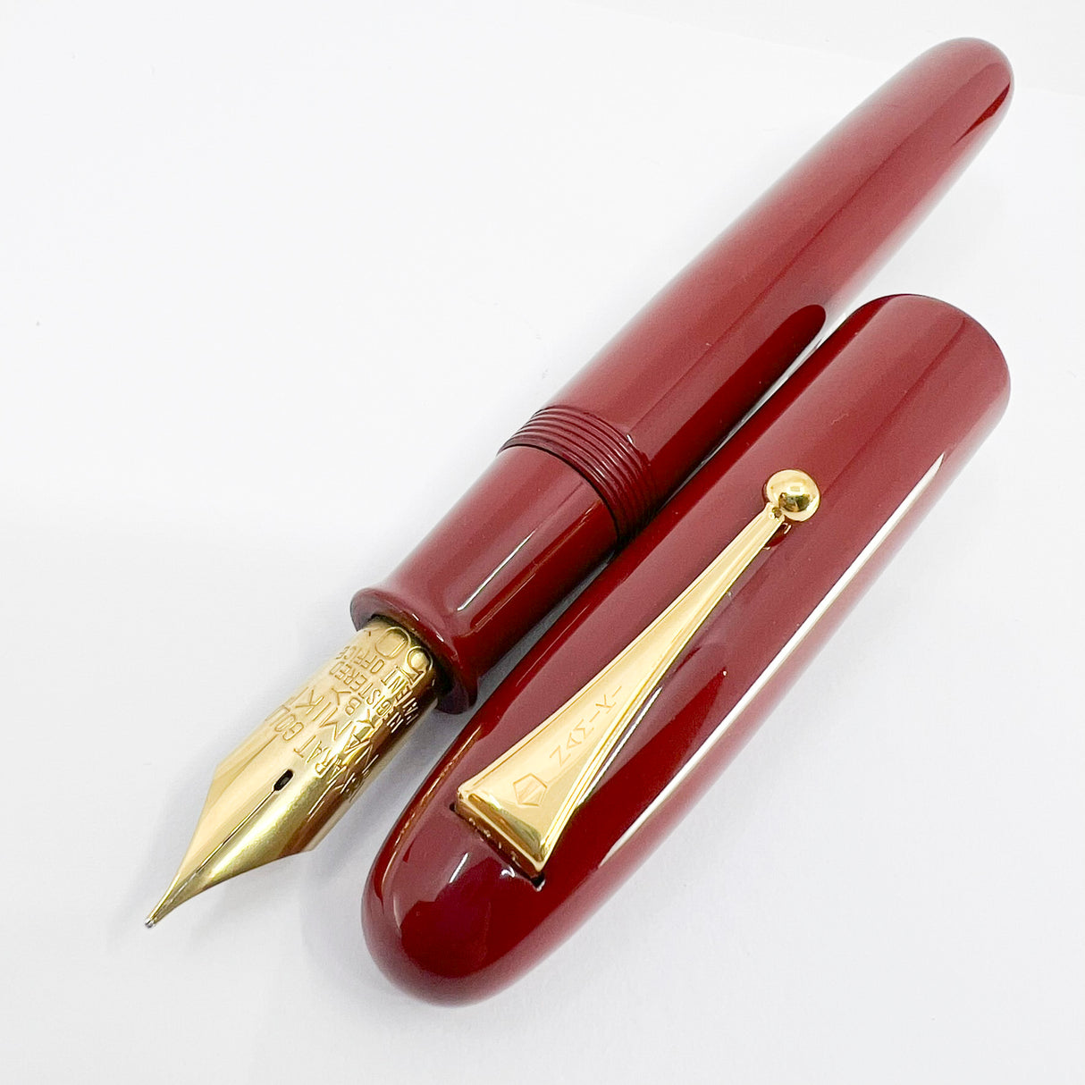 Pilot Namiki Emperor Red Urushi Fountain Pen - Broad 21 kt Gold Nib - Circa 1996