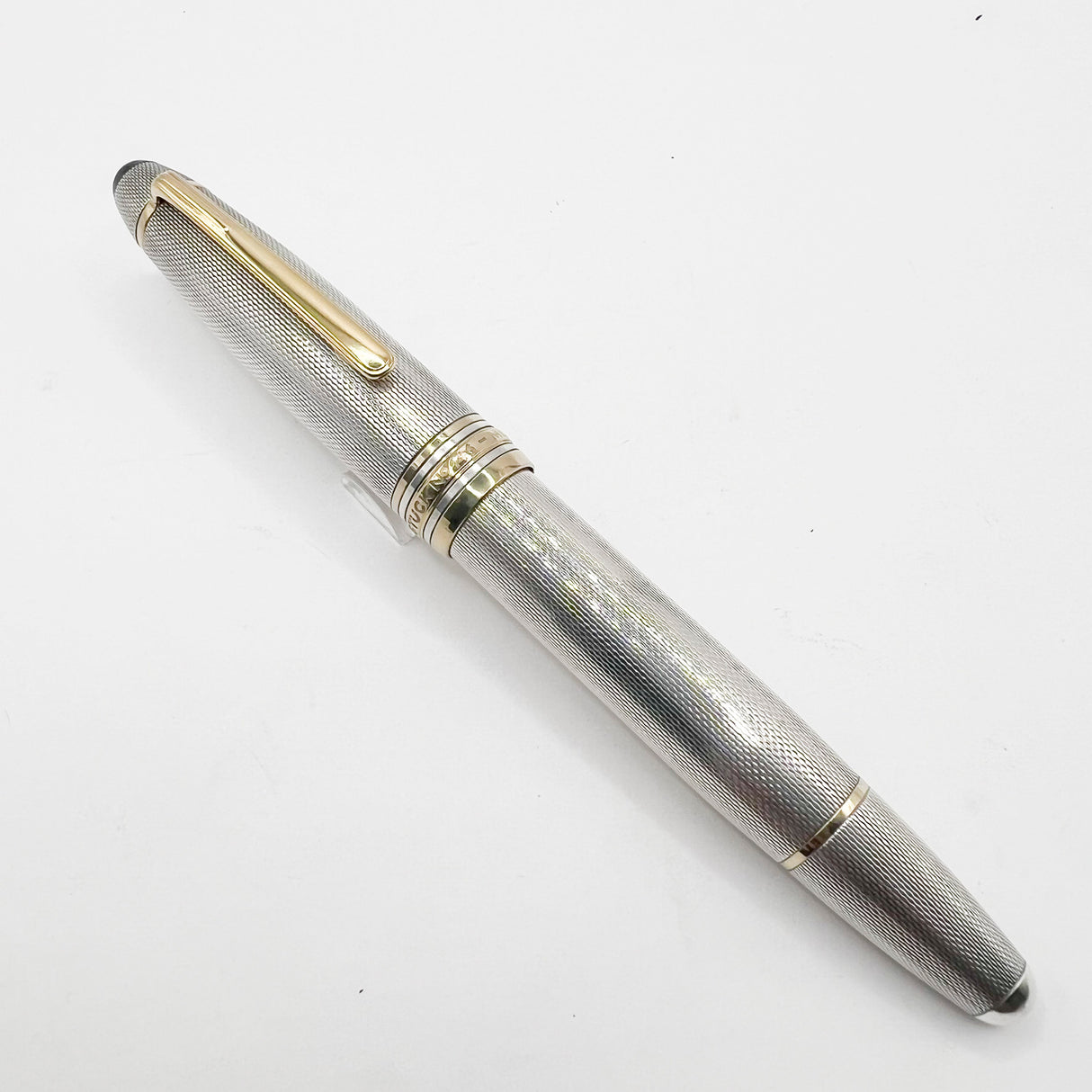 Montblanc Meisterstück Solitaire LeGrand Barleycorn Sterling Silver  #146S Fountain Pen - Flexible Fine 18kt Gold Nib