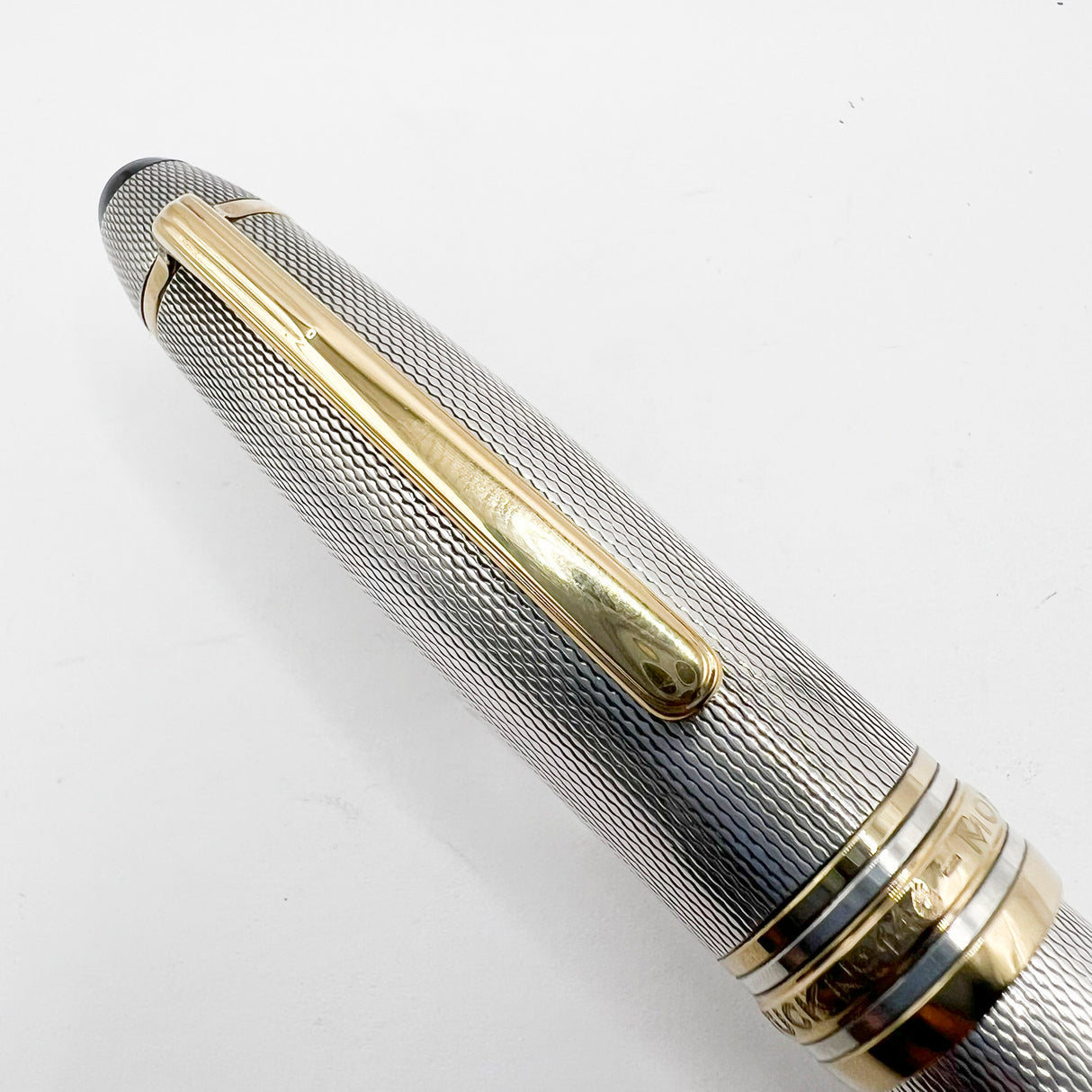 Montblanc Meisterstück Solitaire LeGrand Barleycorn Sterling Silver  #146S Fountain Pen - Flexible Fine 18kt Gold Nib