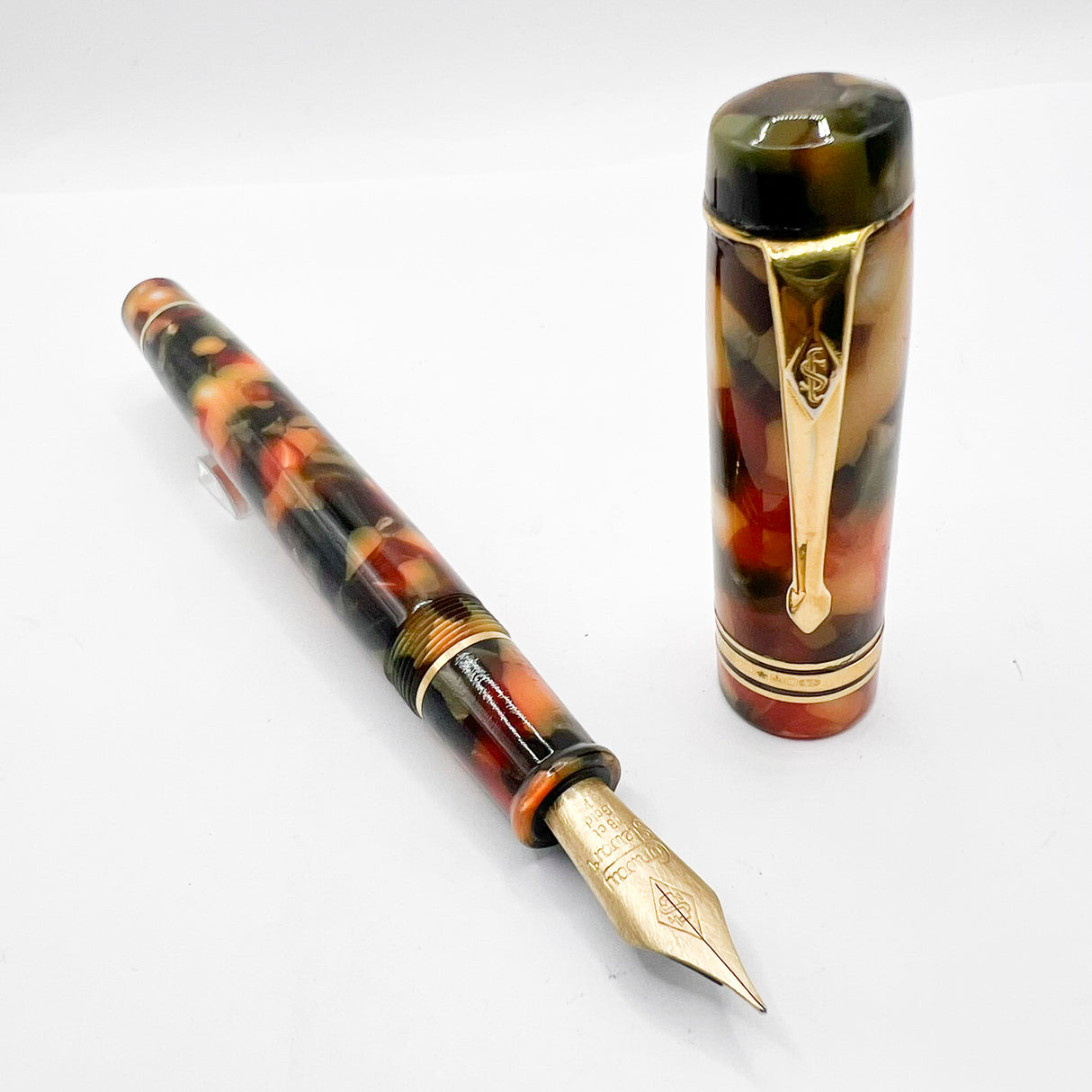 Conway Stewart Belliver Multi-Colored Fountain Pen - Flexible Fine Pave 18kt Gold Nib