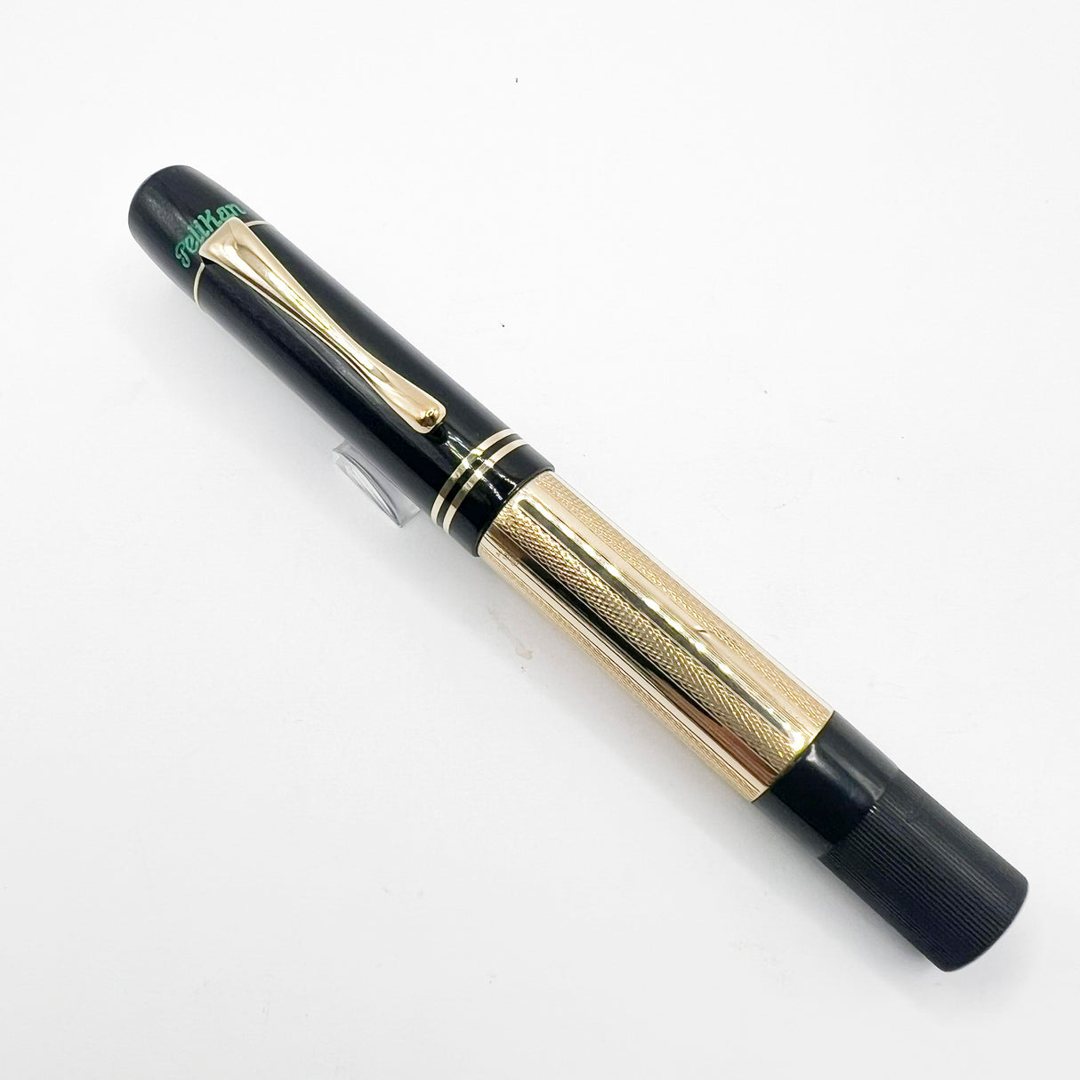 Pelikan 1931 Originals Of Their Time - 18kt Gold Overlay Limited Edition Fountain Pen - Fine 18kt Gold Nib