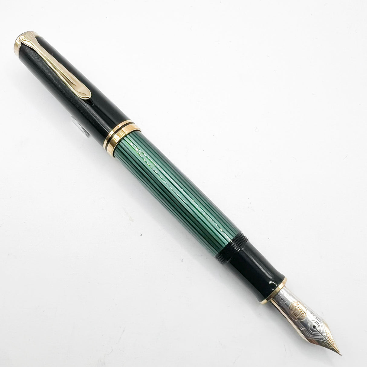 Pelikan Early Souveran M1000 Green Striped Barrel/Black Cap Fountain Pen - Extra Fine 18C Gold Nib