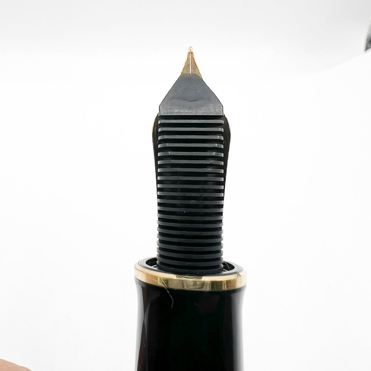 Pelikan Early Souveran M1000 Green Striped Barrel/Black Cap Fountain Pen - Extra Fine 18C Gold Nib