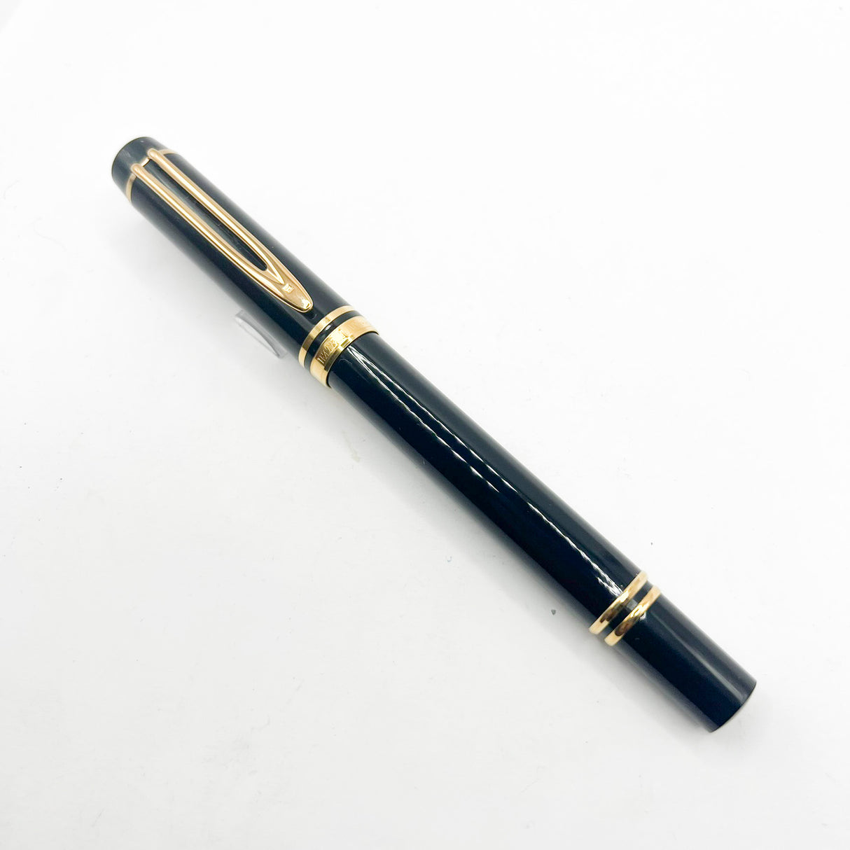Waterman Man 100 Black Fountain Pen - Fine 18kt Gold Nib