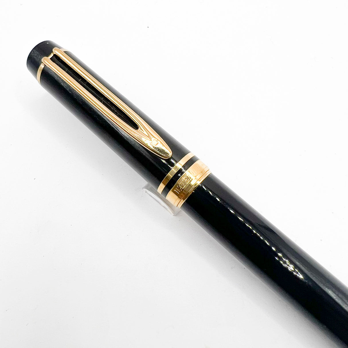 Waterman Man 100 Black Fountain Pen - Fine 18kt Gold Nib