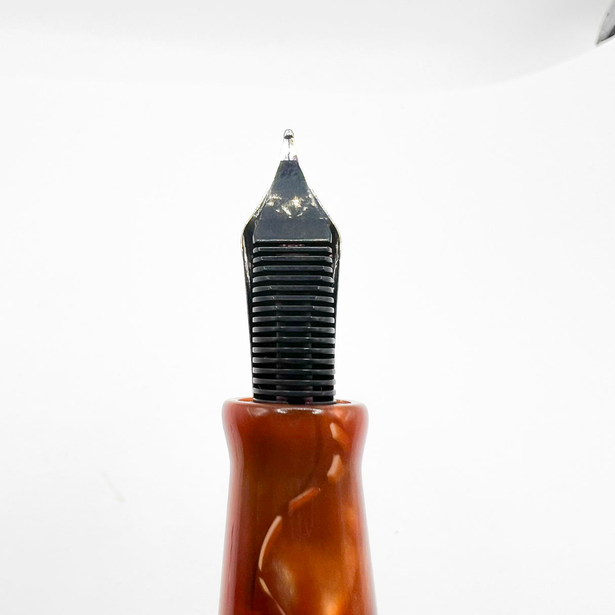 Visconti Marbled Amber Kaleido Fountain Pen - Medium 18kt Gold Nib