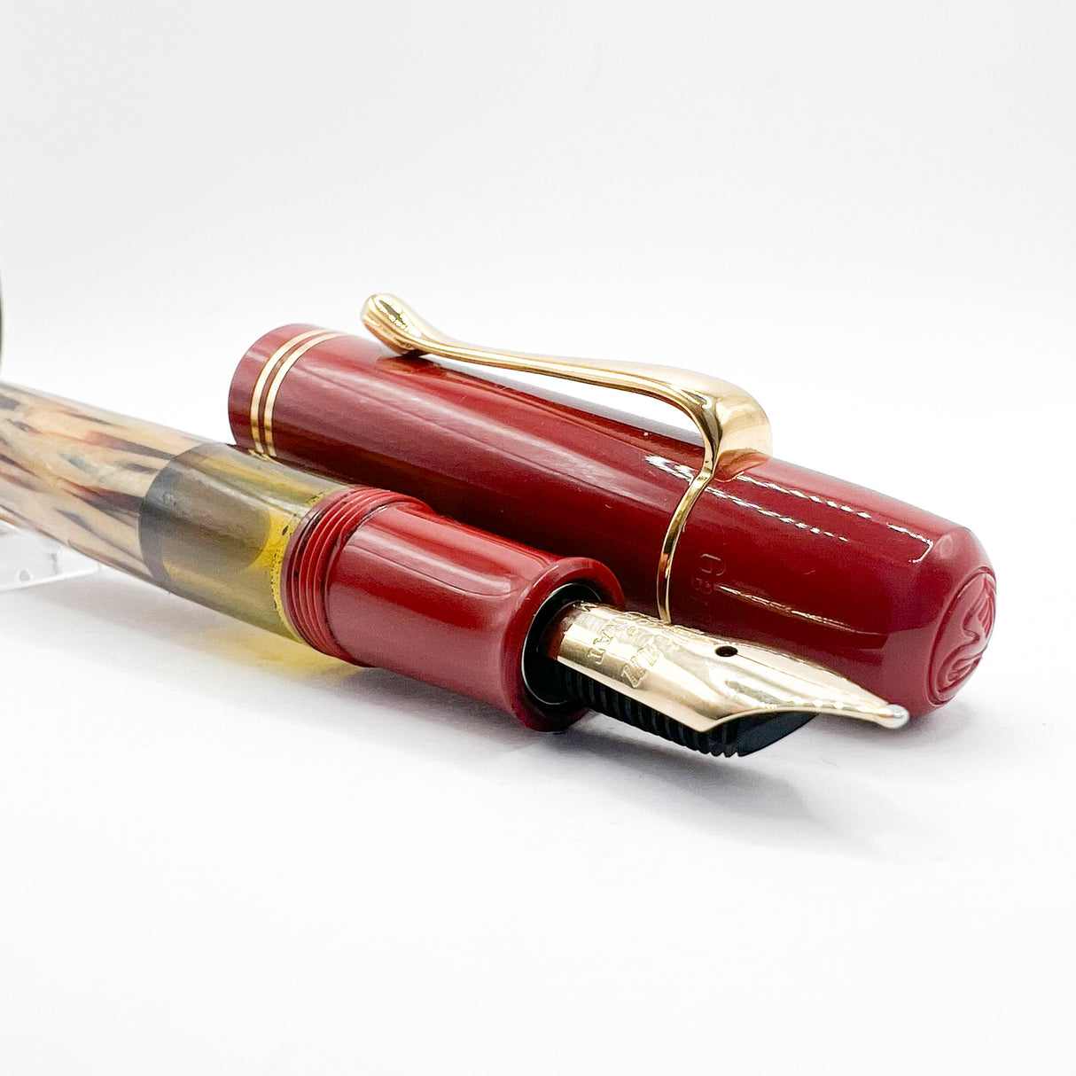 Pelikan M101N Special Edition Red Tortoiseshell Fountain Pen - Medium 14kt Gold Nib