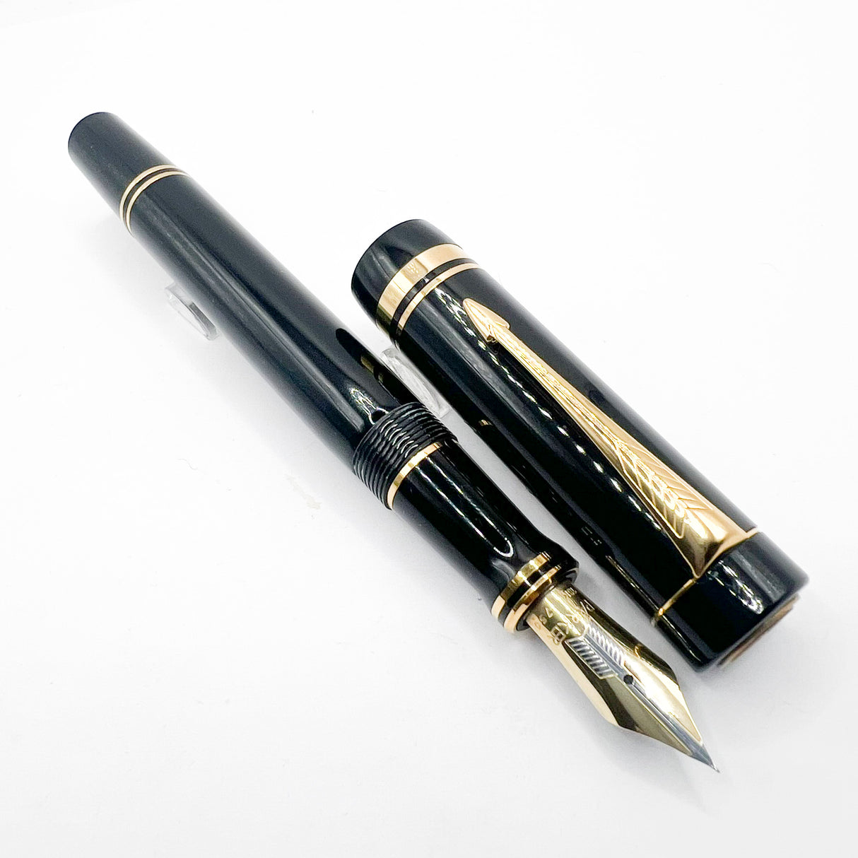 Parker “George Bush” 1989 Inaugural Black Duofold Centennial (Largest) Fountain Pen - Medium 18kt Gold Nib