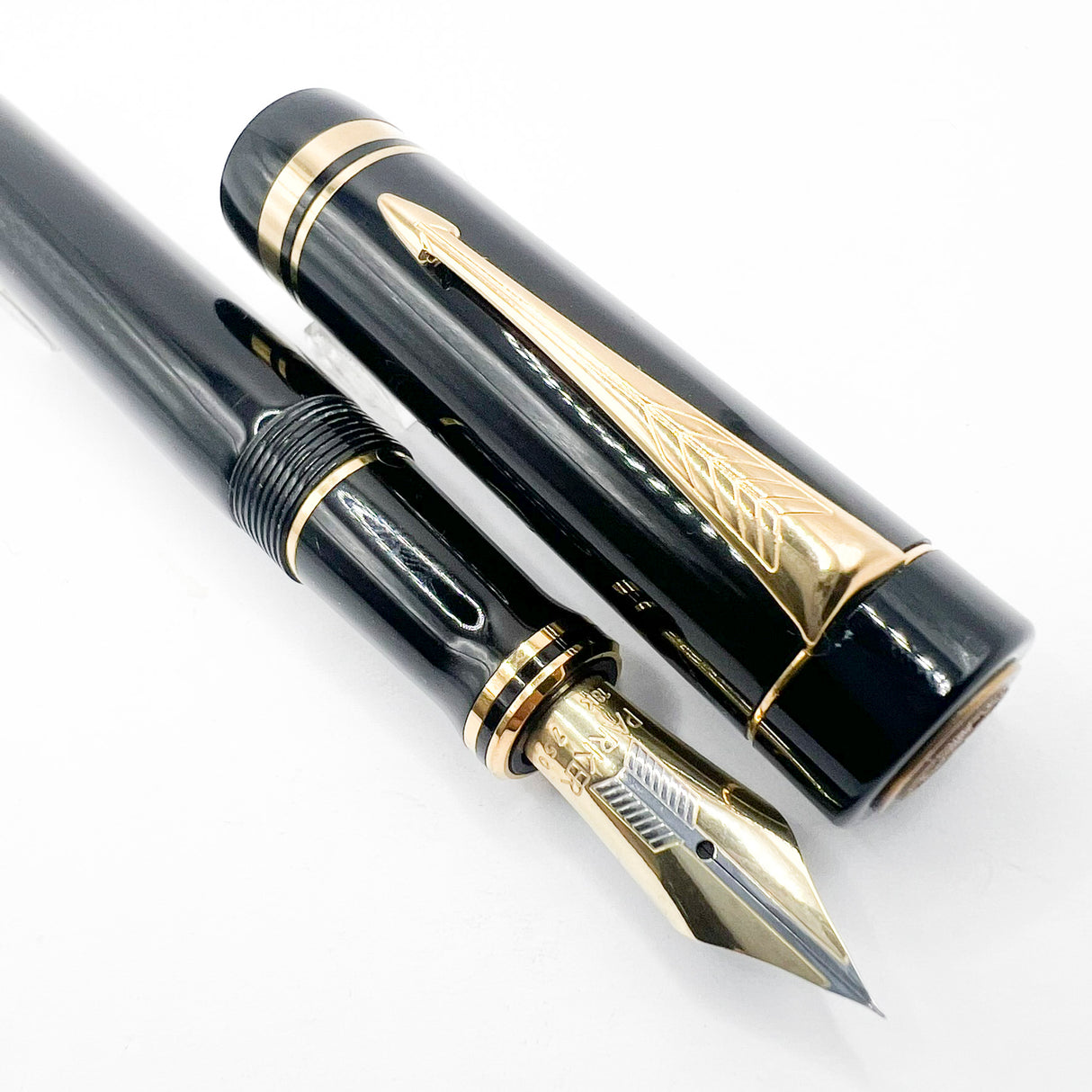 Parker “George Bush” 1989 Inaugural Black Duofold Centennial (Largest) Fountain Pen - Medium 18kt Gold Nib