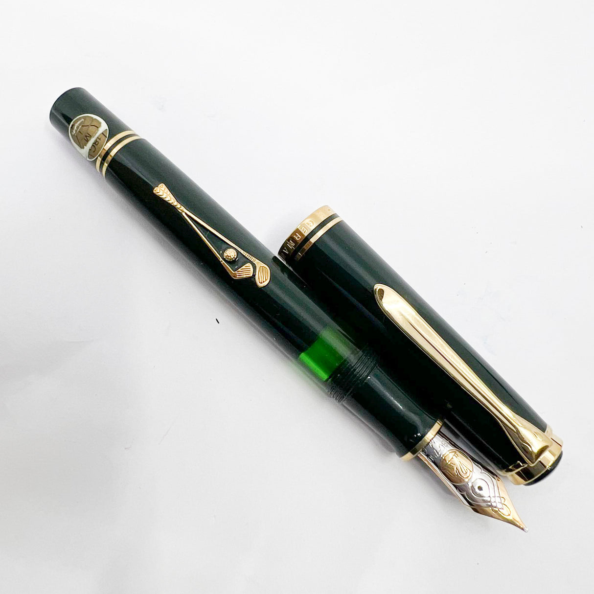 Pelikan Golf M816 Limited Edition Fountain Pen - Medium 18kt Gold Nib