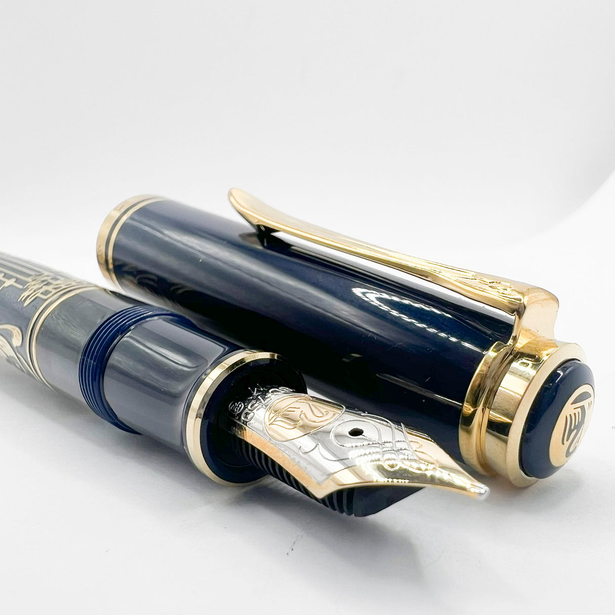Pelikan Concerto Limited Edition Fountain Pen - Medium 18kt Gold Nib