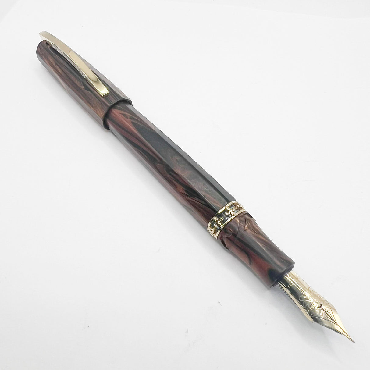 Visconti Medici "Briarwood" Facetted Fountain Pen - Extra Fine 18kt Gold Nib
