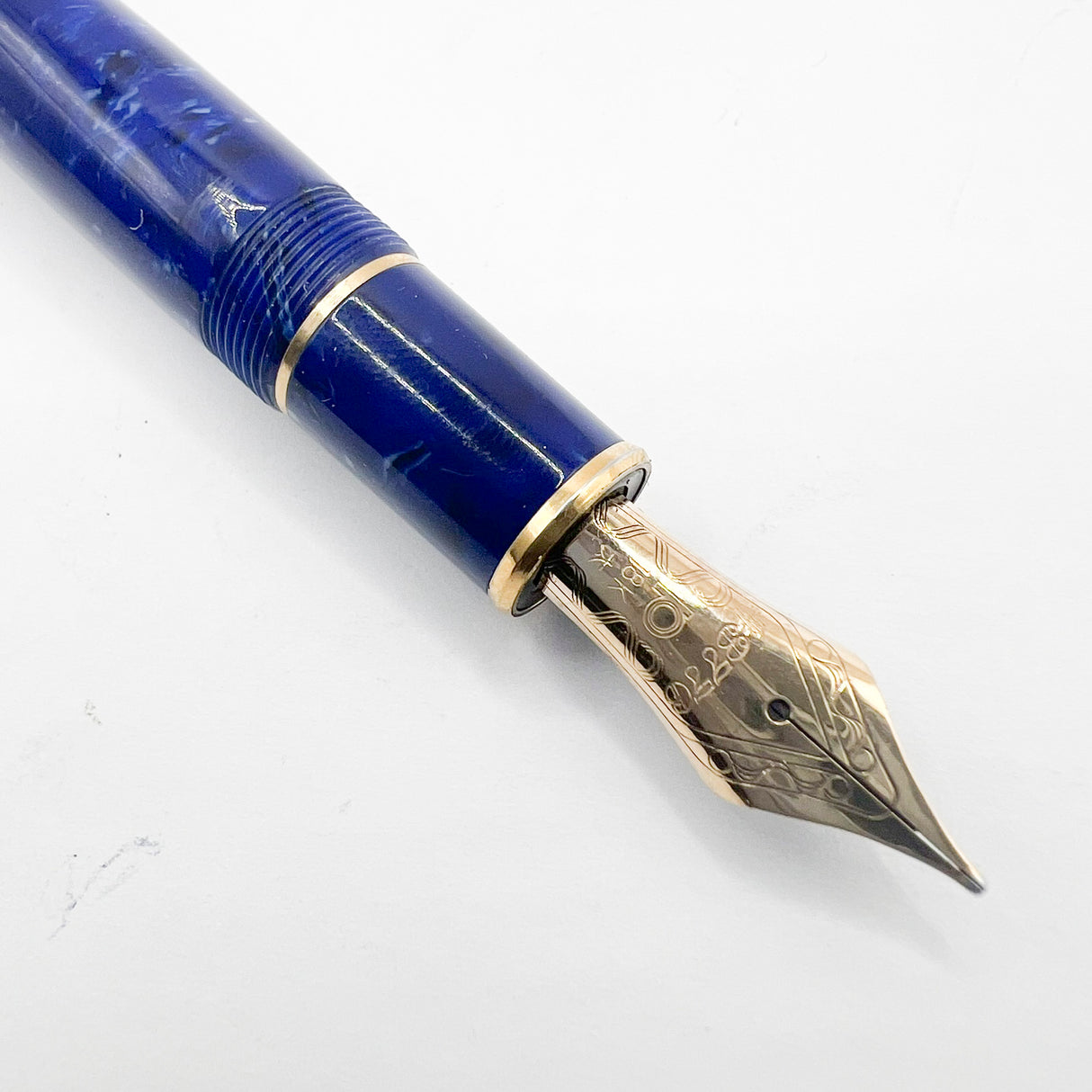 Platinum 3776 Century Celluloid Midnight Ocean Blue Fountain Pen - Broad 18kt Gold Nib
